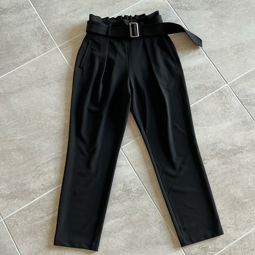 Tahari High Waisted Black Pants with Belt Silver Buckle Size Small